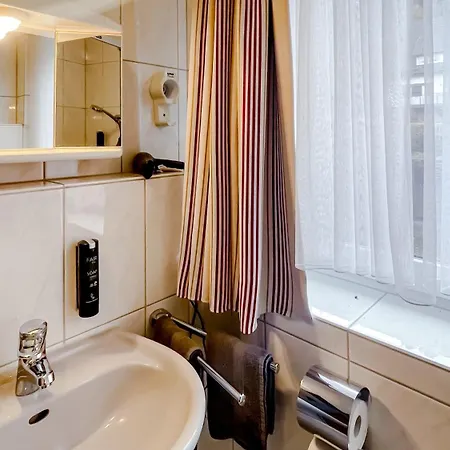 Smart B&b2 Bb2 323 Hotel *
